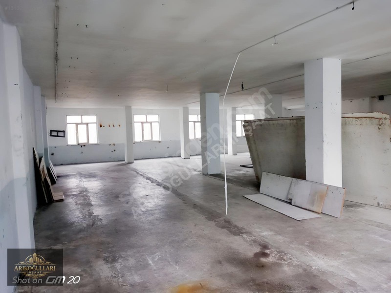 Uğur Mumcu'da 450 m² her işe uygun kiralık atölye — fotoğraf 4