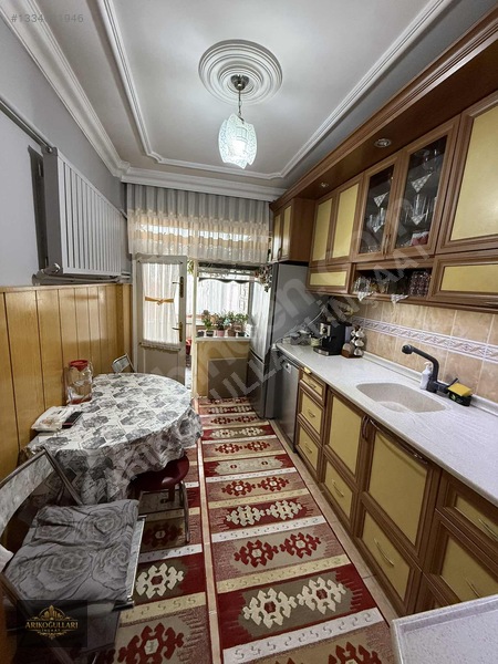 Uğur Mumcu Mahallesi'nde çift balkonlu 2+1 daire — fotoğraf 8