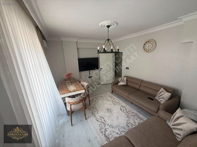 Sultançiftliği'nde 2+1 ara kat daire — fotoğraf 3