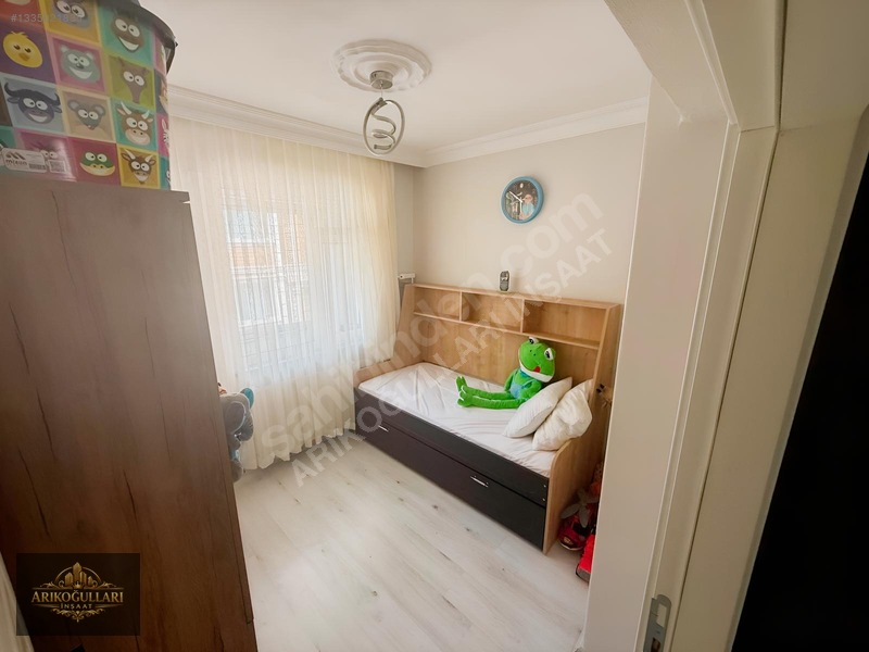 Sultançiftliği'nde 2+1 ara kat daire — fotoğraf 8